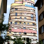 http://de.wikipedia.org/wiki/Waldspirale#mediaviewer/File:Waldspirale.jpg